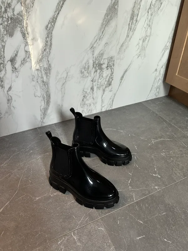 Platform Boots Black Size 8 - Image 8
