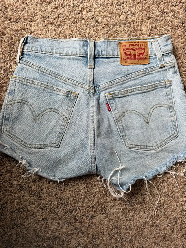 Levi’s Jean Shorts 501 - Image 2