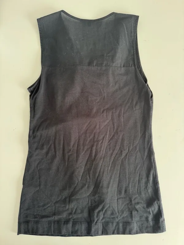 Theory Sleeveless Tie-Neck Camisole. Black. Size small - Image 6