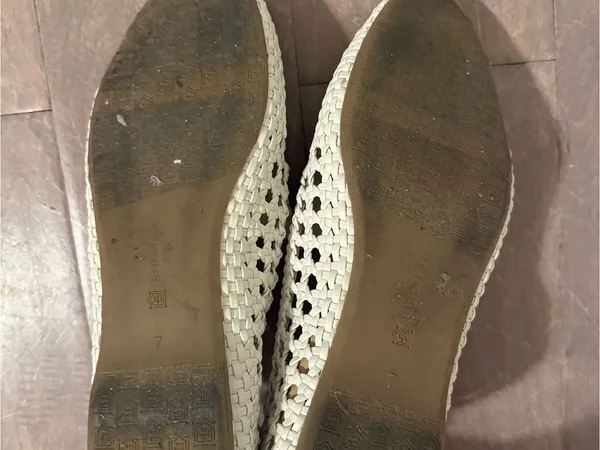 Birdies White Woven Starling Slip-On Women’s Loafers/Flats Size 7 - Image 5