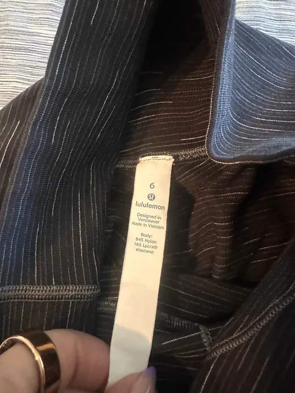Lululemon ombré leggings 31” - Image 3