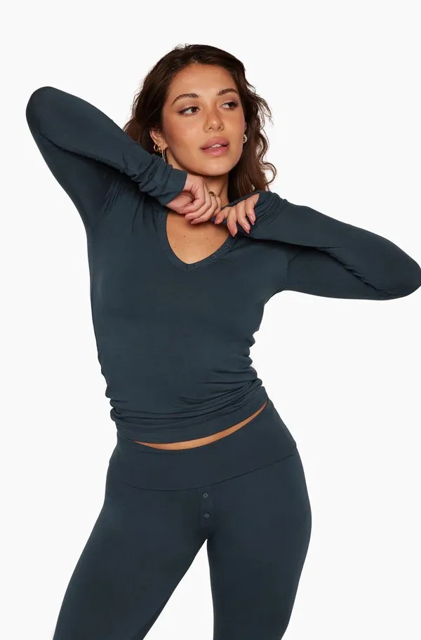 Set Active Sleep Henley Flare Pants - Image 2