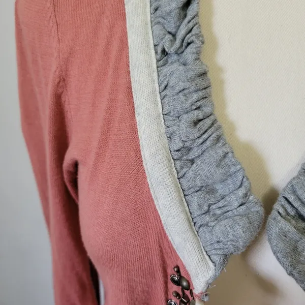 Bke Boutique blush pieced fabric cardigan size large - Image 2