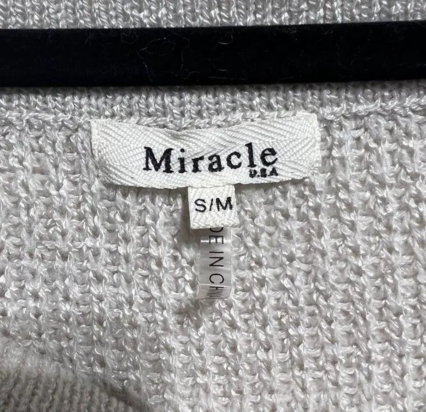 Off the shoulder slightly cropped sweater - Image 3