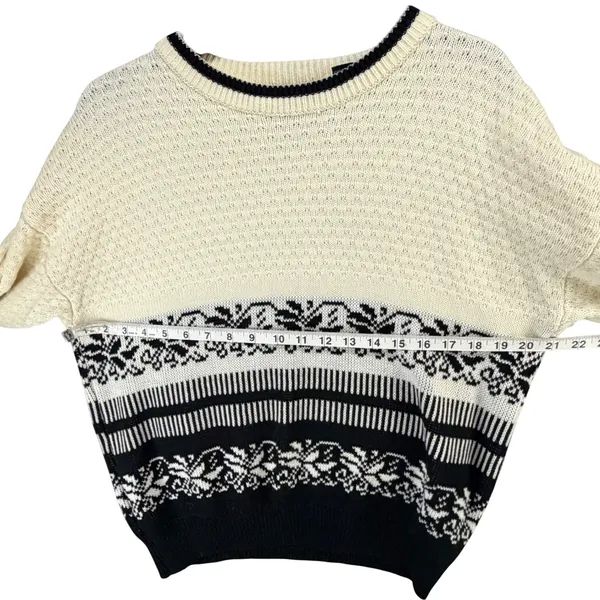 Vintage Rainbow Ridge Fair Isle Nordic Knit Sweater M Cream Black Cozy Chunky - Image 4
