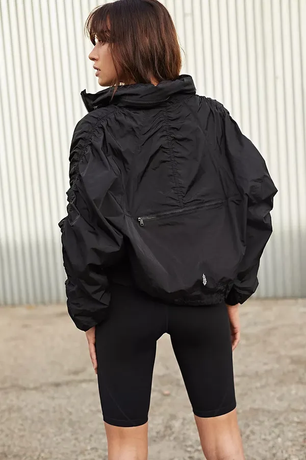 Free People Movement NWT Black Ruched Out Packable Jacket. Size Small - Image 3