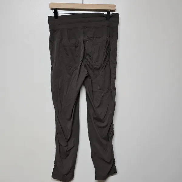 Lululemon Dance Studio Brown Ruched Athletic Pants Unlined Women's Size 8 EUC - Image 3