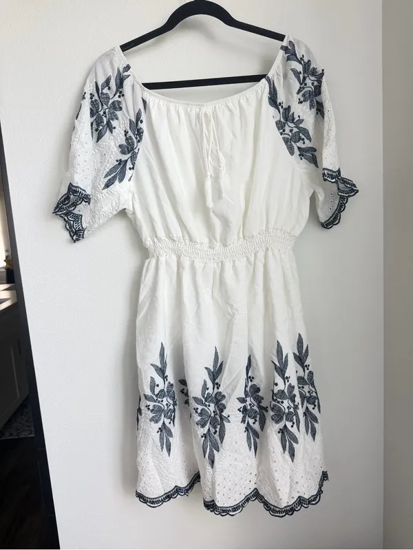 Anthropology Kindred White Embroidered Mini Dress with Navy Floral Accents - Image 7