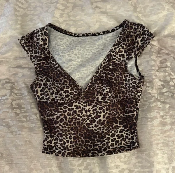 SheIn Cheetah Print Top - Image 4