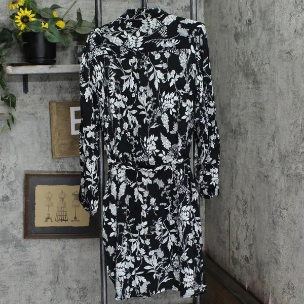 NWT Well Worn Women's Collared Midi Dress with Pockets 1749069 S Black Print - Image 8