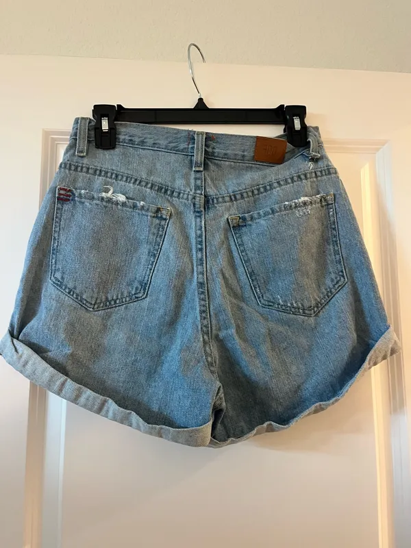 BDG high rise mom shorts - Image 3