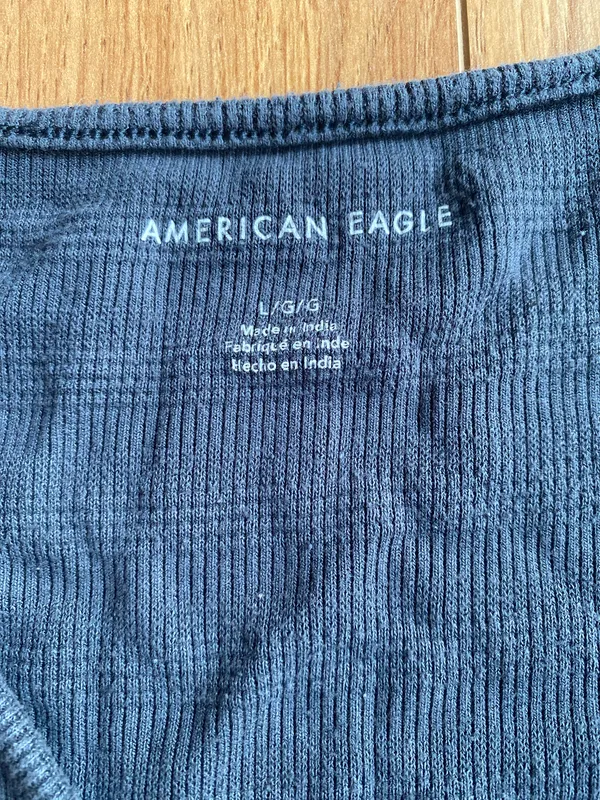 American Eagle Crop Top - Image 3