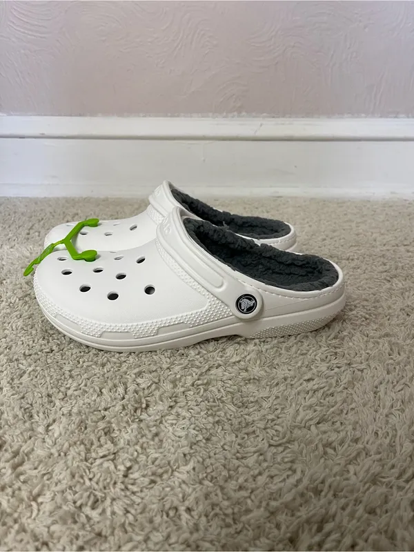 CROCS Classic Clog in White with Gray Lining - Image 3