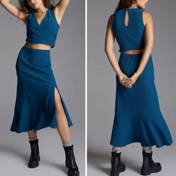 By Anthropologie Size M Slim Knit Skirt Teal Midi Ribbed Stretch Pull On - Image 2