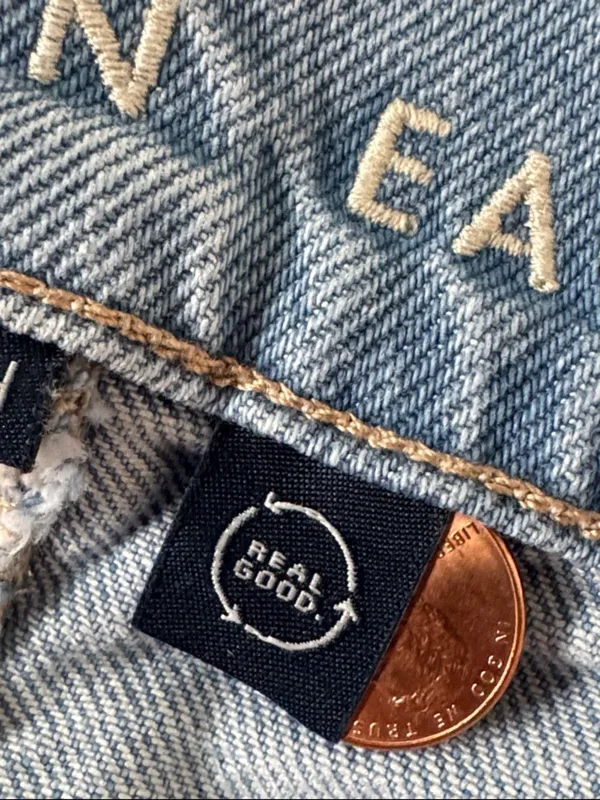 American Eagle  super High -rise Ankle Straight Blue Jeans EUC - Image 8