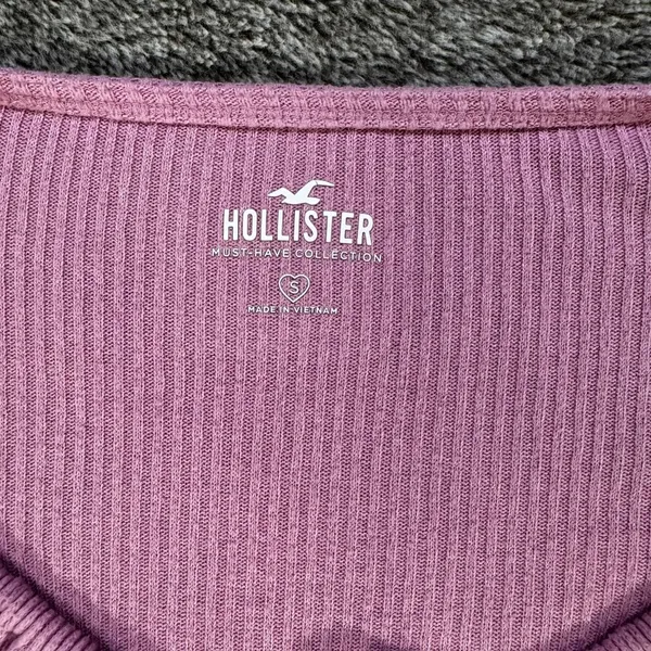 Hollister Must Have Collection Cropped Ribbed Long Sleeve Sz S - Image 5