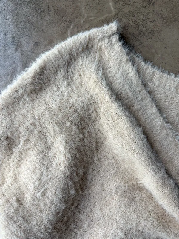 Hollister Reversible Cream Knot Sweater - Image 3