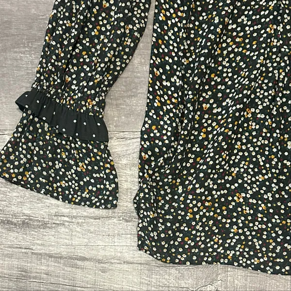 LOFT Long Sleeve Mini Print Blouse Womens M Ruffle Cuff Black Floral Flowy - Image 2