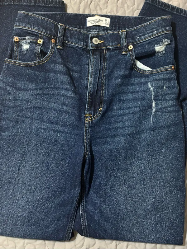Abercrombie & Fitch Dark Indigo High-Rise Straight Jeans - Image 5