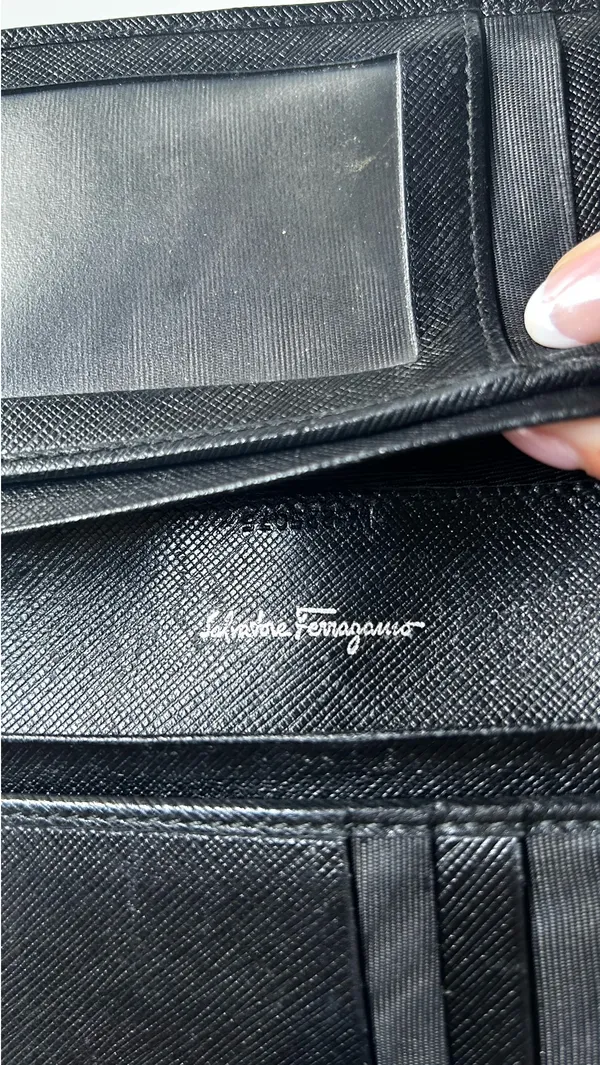 Salvatore Ferragamo Wallet - Image 4