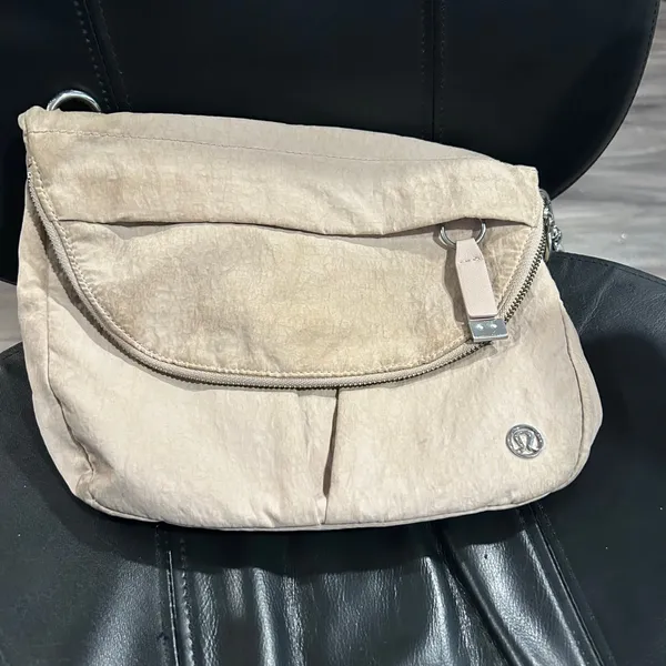 lululemon athletica Cream Crossbody Bag - Image 3