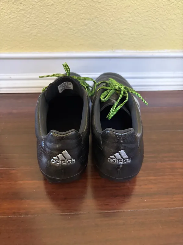 Adidas soccer shoes - Image 5