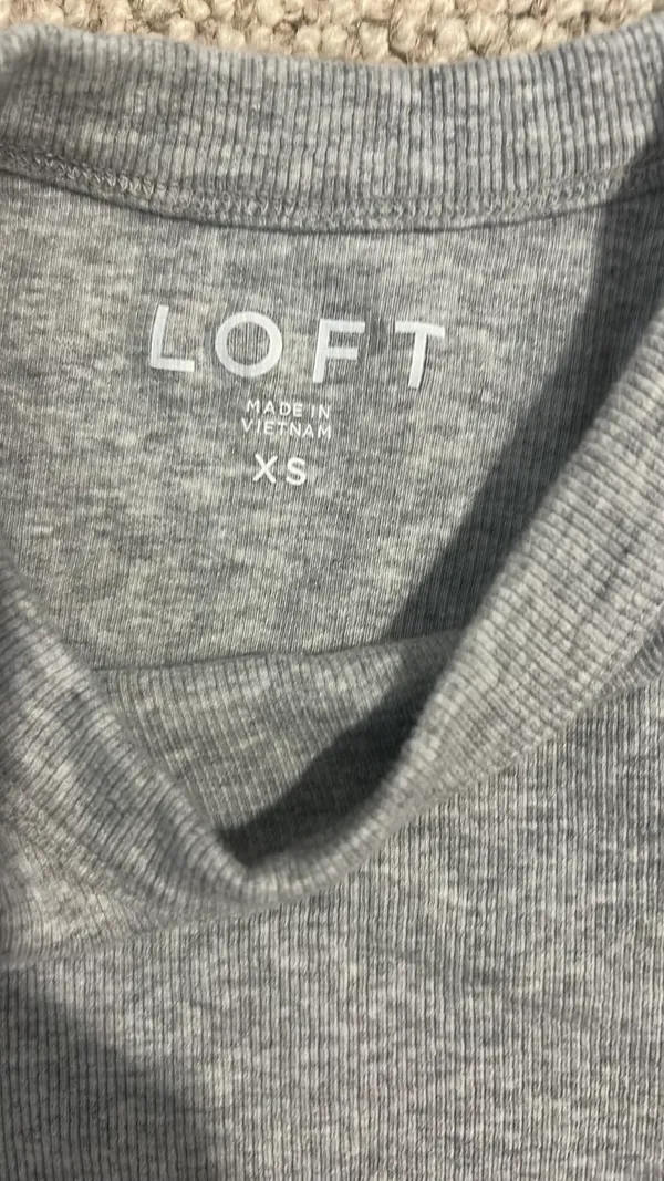 Gray loft tank top - Image 2