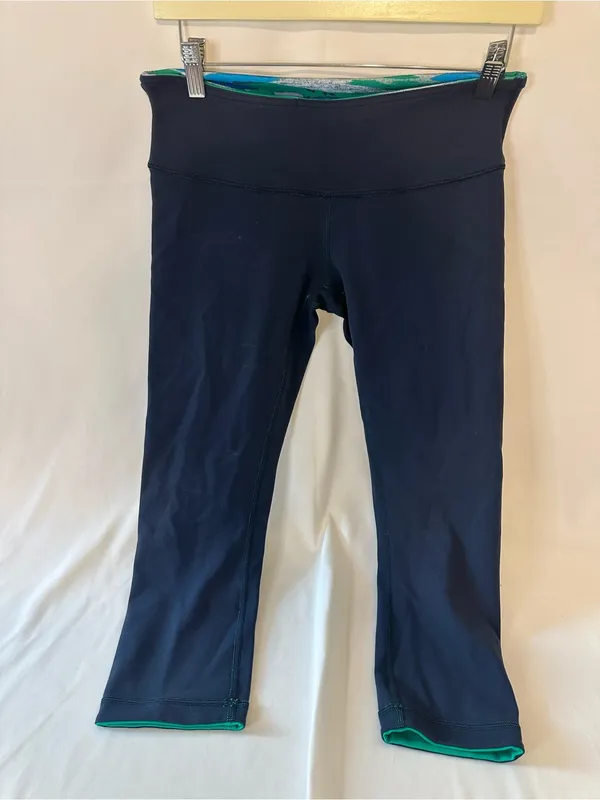 lululemon athletica Girls' Navy Capri Leggings with Teal Trim - Image 2