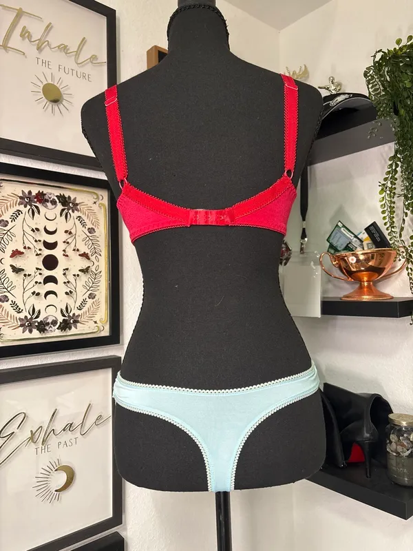 3Pc Vintage Lejaby Lingerie Set 34B Bra, Small Cami, Small Thong Balconette Blue - Image 4