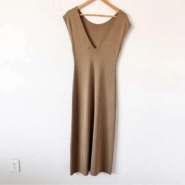 Modern Citizen Knit Tan V-Back Cutout Bodycon Minimalist Chic Midi Dress - Image 6