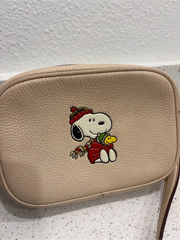 COACH X Peanuts Mini Jamie Camera Bag With Snoopy Cuddle Motif Ivory CF249 - Image 2