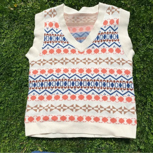 Women's Sleeveless Sweater Vest Plaid Geo Chunky Cable Knit Sweater Crop - Image 7