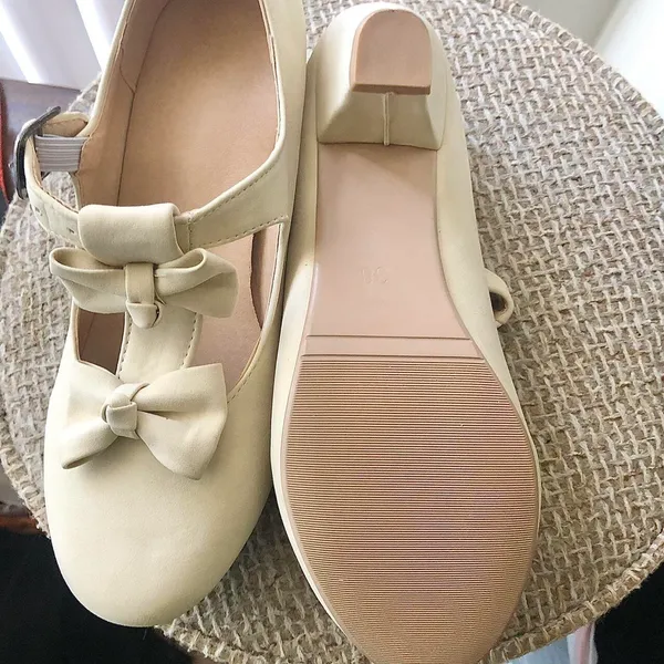 Cream and white Mary Jane 2” heels pumps ballet flats with bows (Size EUR 38) - Image 3
