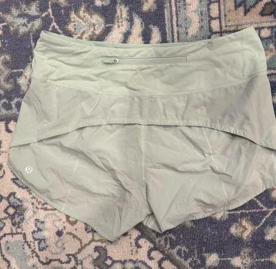 Lululemon Speed Up Shorts 4" Mid-Rise 6 - Image 2