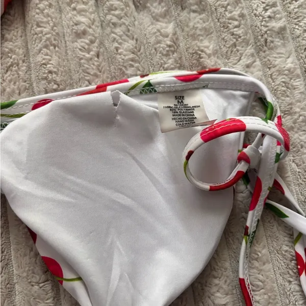 Cherry Print Bikini Set with Sarong White Size M - Image 5
