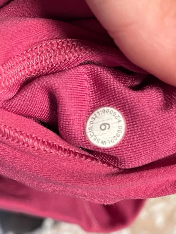 Lululemon Align Berry Rose Legging 28” - Image 8