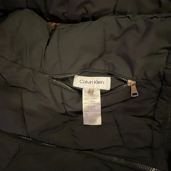 Calvin Klein Black Puffer Jacket - Image 6