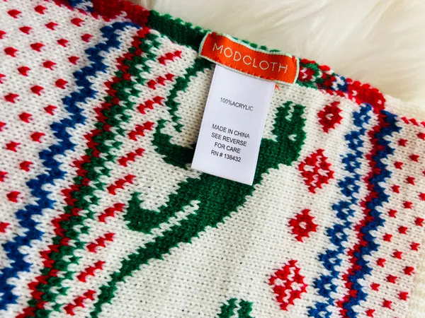Modcloth Dinosaur Set - Image 6