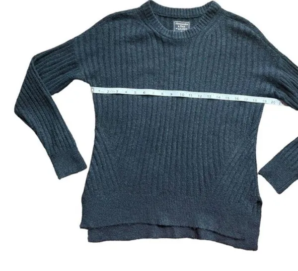 Abercrombie & Fitch Navy Blue Sweater Size XS - Image 4