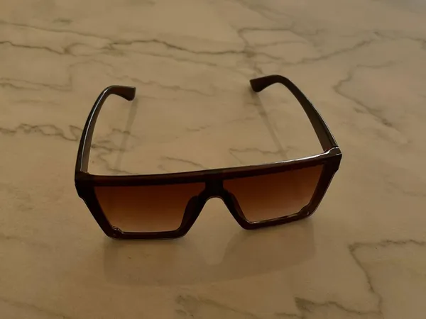 Flat Top Sunglasses Brown - Image 8