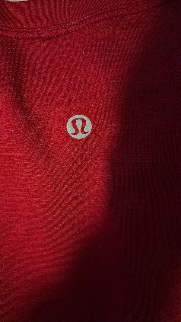 Lululemon Swiftly Tech Long Sleeve 4 - Image 3