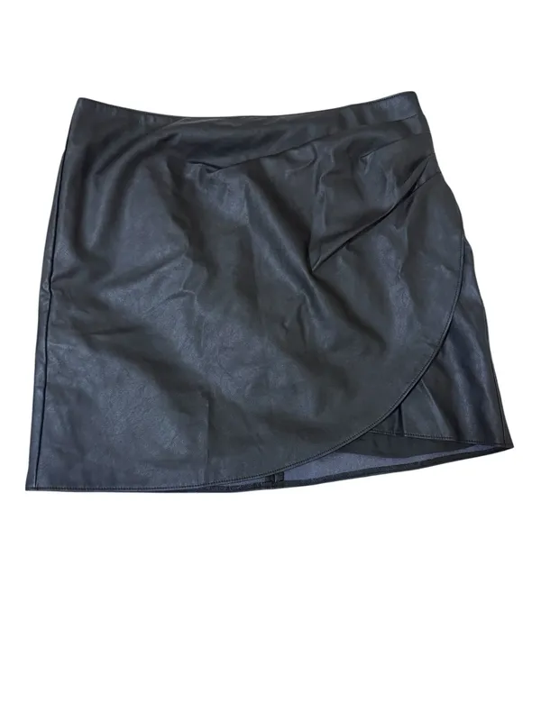 Abercrombie High-Rise black mini skirt size L - Image 4