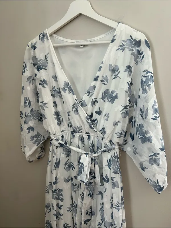 Baltic Born Luca Jacquard Kimono Slate Blue Floral White Short Sleeve Maxi - Image 3