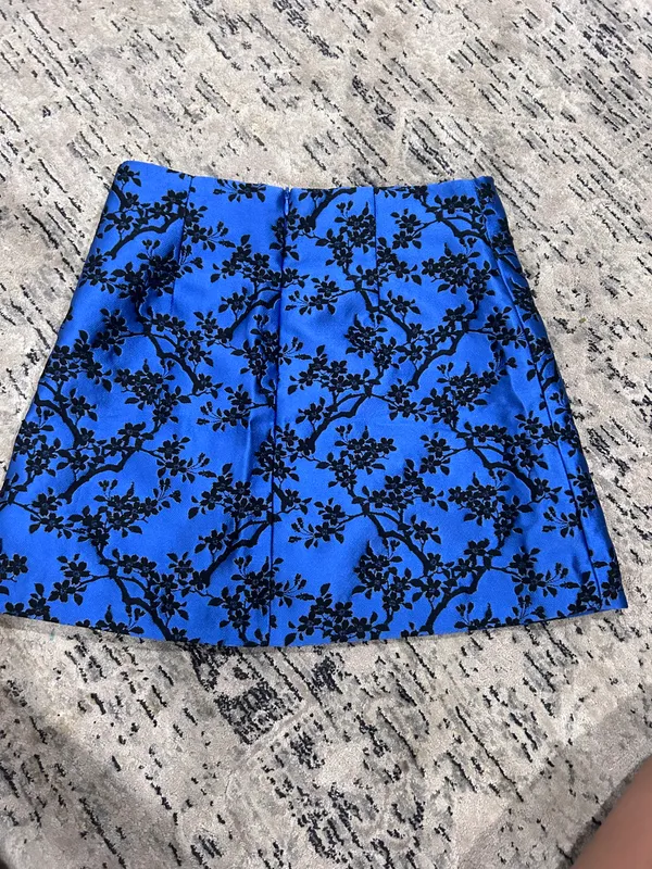 Blue Floral Mini Skirt - Image 3