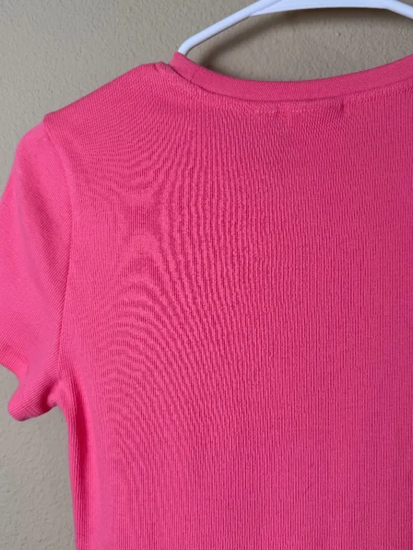 ARITZIA TNA Home Stretch Ribbed T Shirt Top Size Medium Pink Coral - Image 8