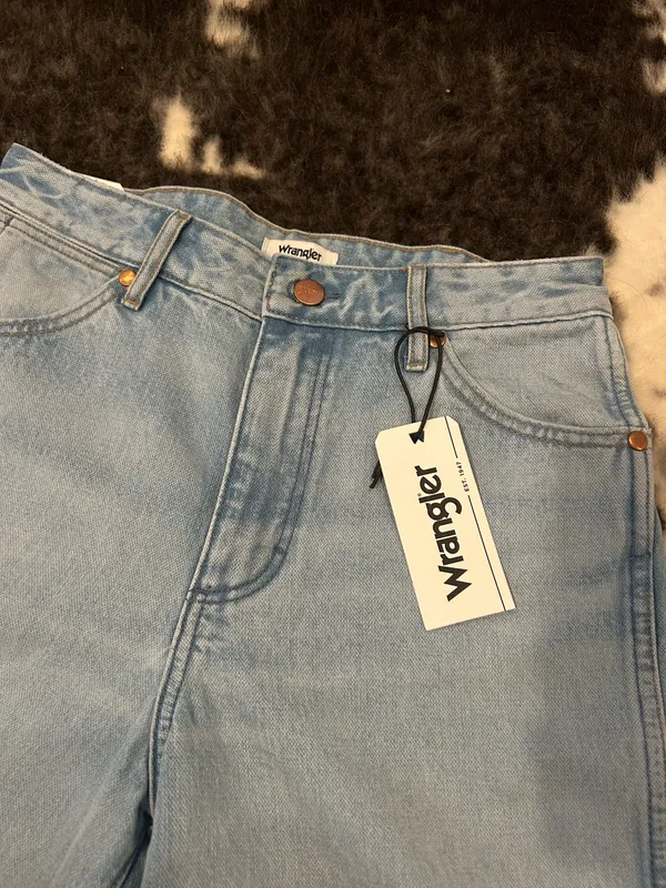 Wrangler Bonnie 683 Loose Flare Jeans - Image 5
