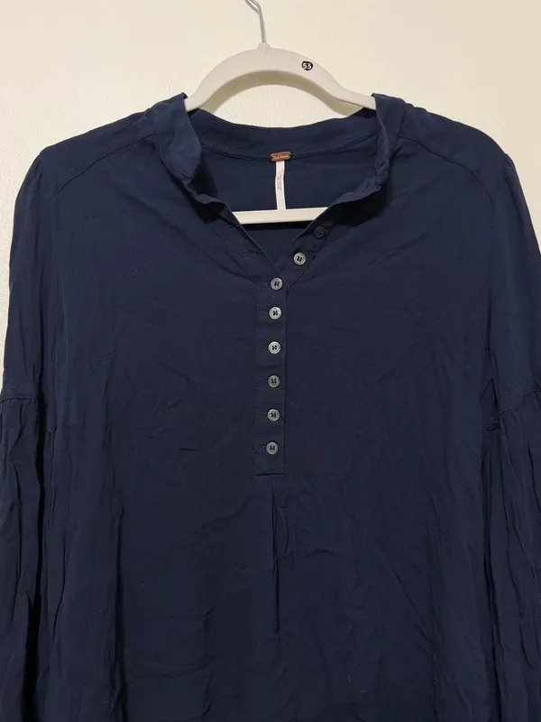 Free People Easy Girl Belle Sleeve Boho Top Size XS Navy Festival - Image 4