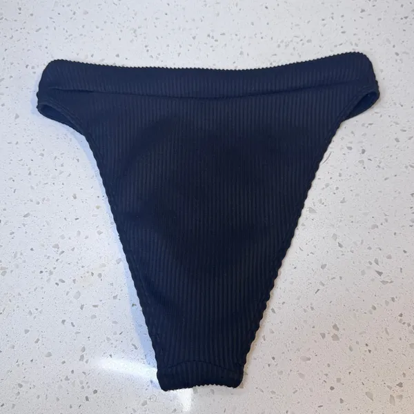 Hollister Swim Womens Small Black Ribbed High Leg Bikini Bottom Cheeky Waistband - Image 2