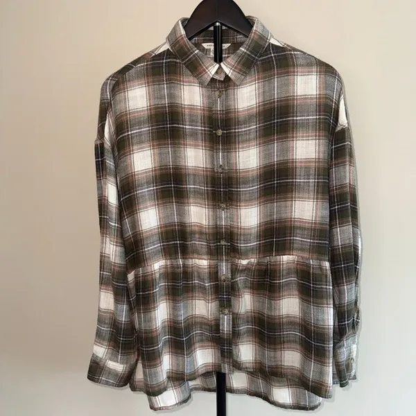 American Eagle Women's Plaid Flannel Peplum Button Up Shirt - Image 4