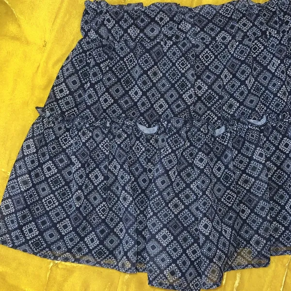 Kendall + Kylie Size XS Ruffled Boho Skort - Image 9
